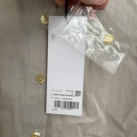 Maria Vittoria Paolillo Boxy Button Down NWT - Picture 7 of 7